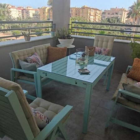 Se Alquila Habitacion Muy Luminosa Con Bano Privado En Apartamento Compartido Rincón de la Victoria Dış mekan fotoğraf